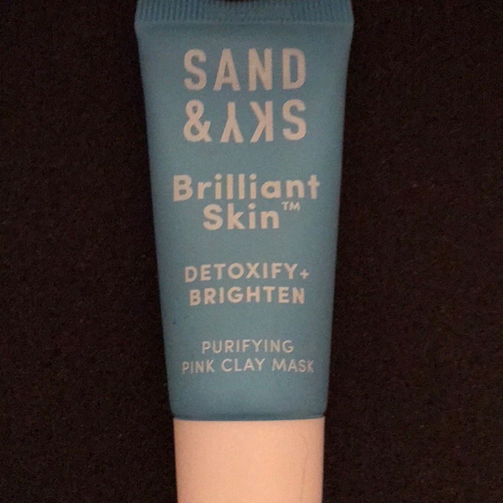 Sand & sky brilliant skin.45 oz
